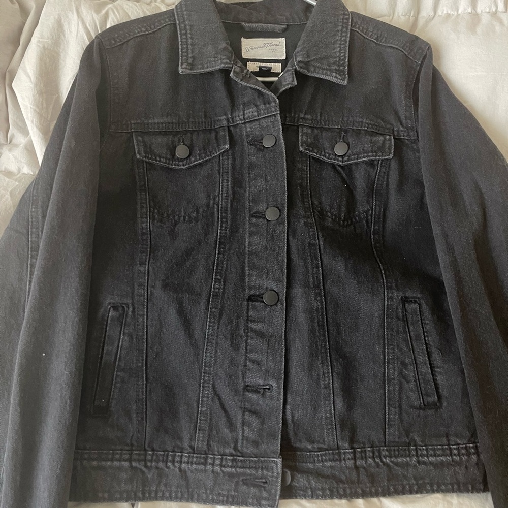 Women’s Black Jean Jacket Large